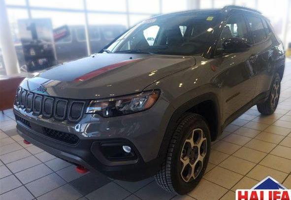 Gray 2022 Jeep Compass Trailhawk, Image 0